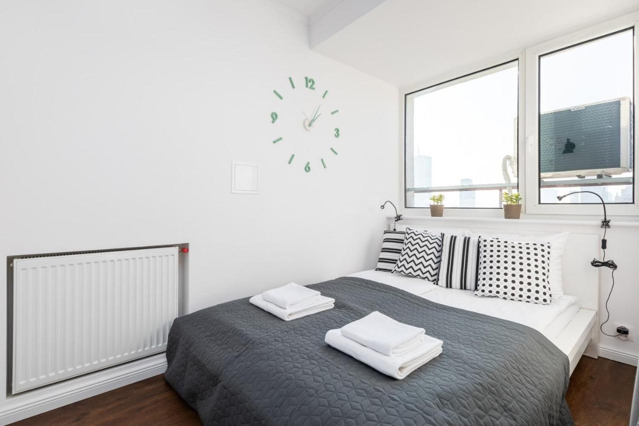Rent Like - Zlota 11 *